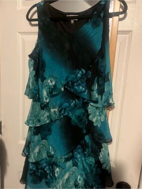 Size 14 LAURA Dress with Florals, Size 14 Vacation Summer Dress